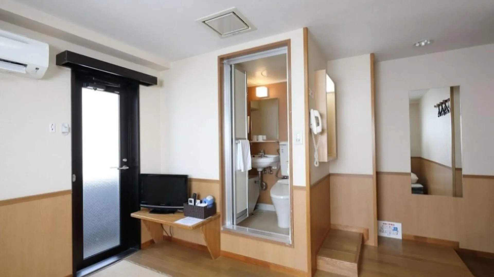 ** Ryokan Chang Tee Hotel Ikebukuro Tokyo Japan
